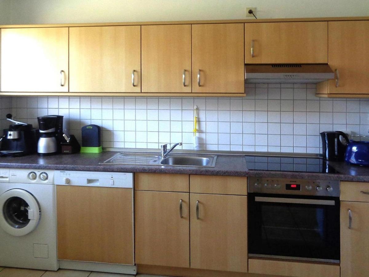 Ferienhaus Mit Grossem Garten In Neßmersiel Bagian luar foto