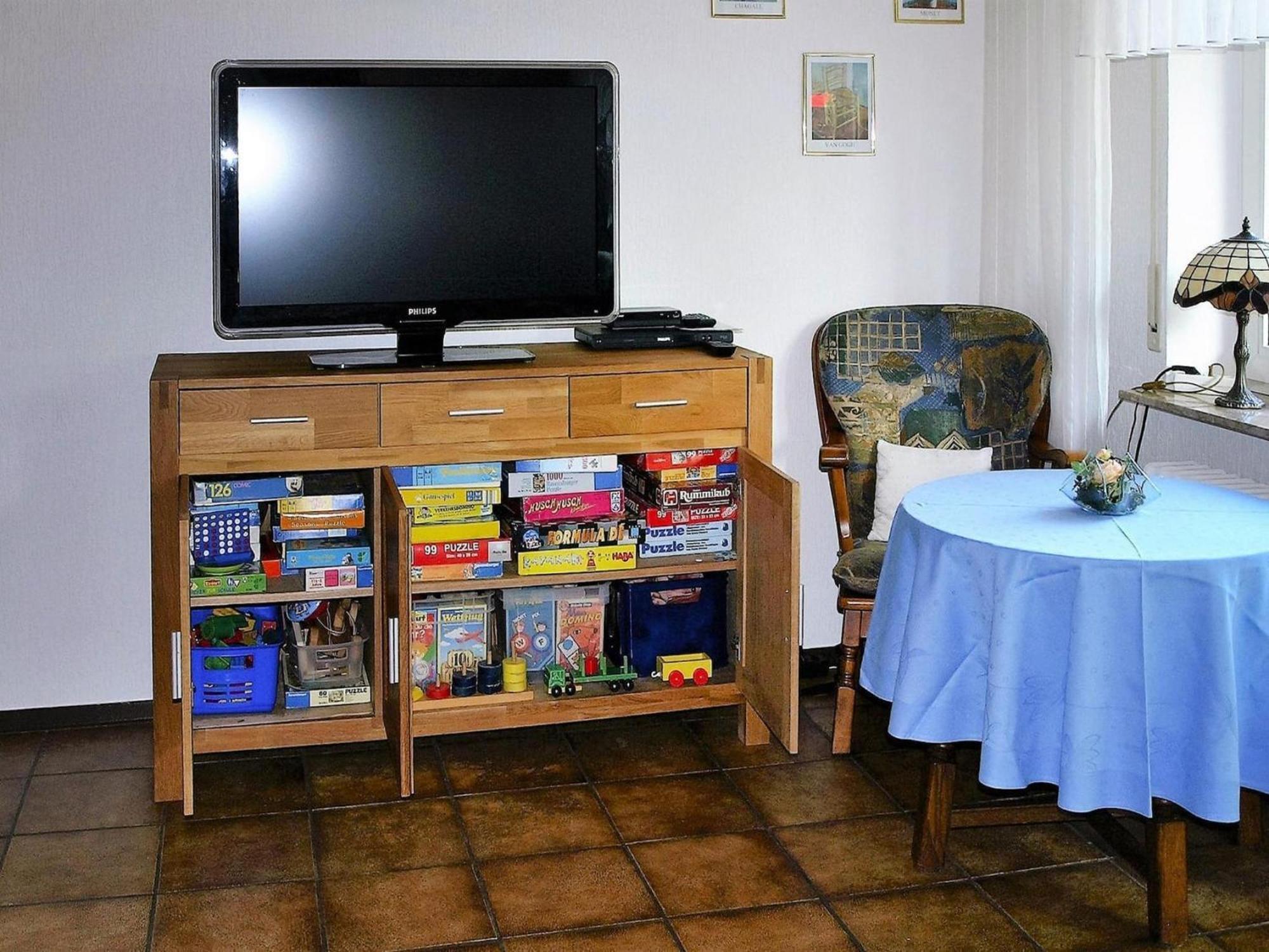 Ferienhaus Mit Grossem Garten In Neßmersiel Bagian luar foto