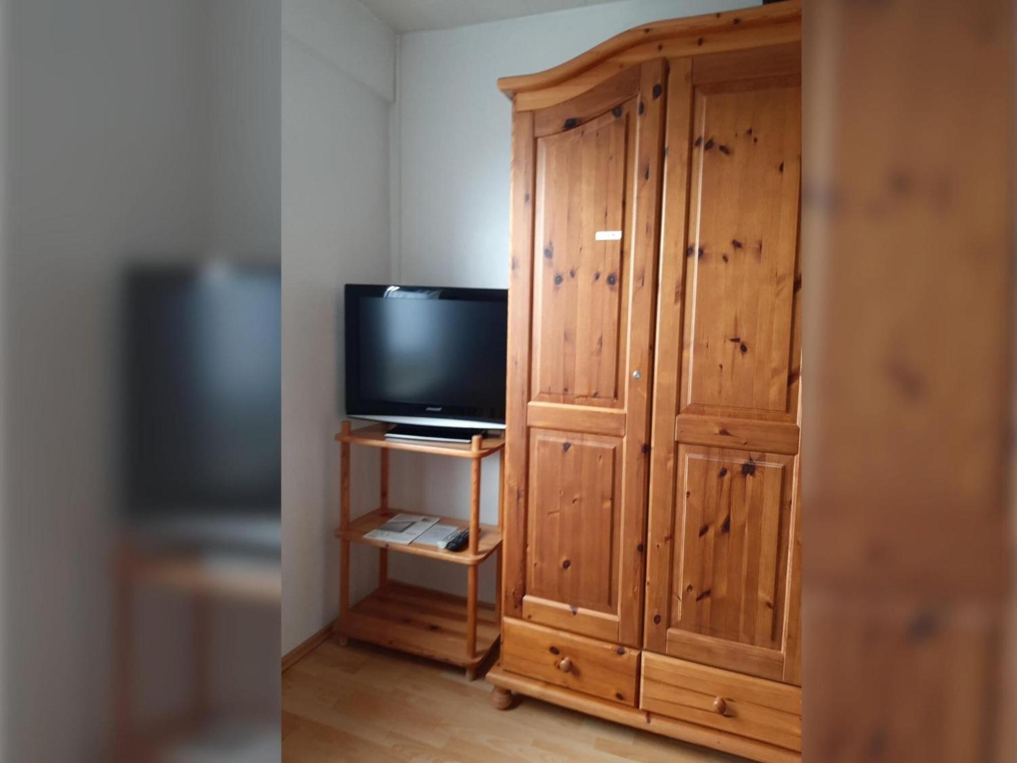 Ferienhaus Mit Grossem Garten In Neßmersiel Bagian luar foto